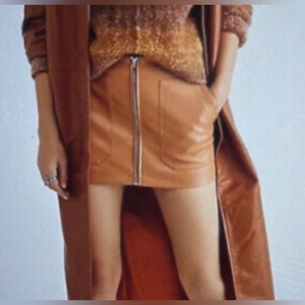 Free People Maya Mod Cashew Faux leather zip up mini skirt size 10